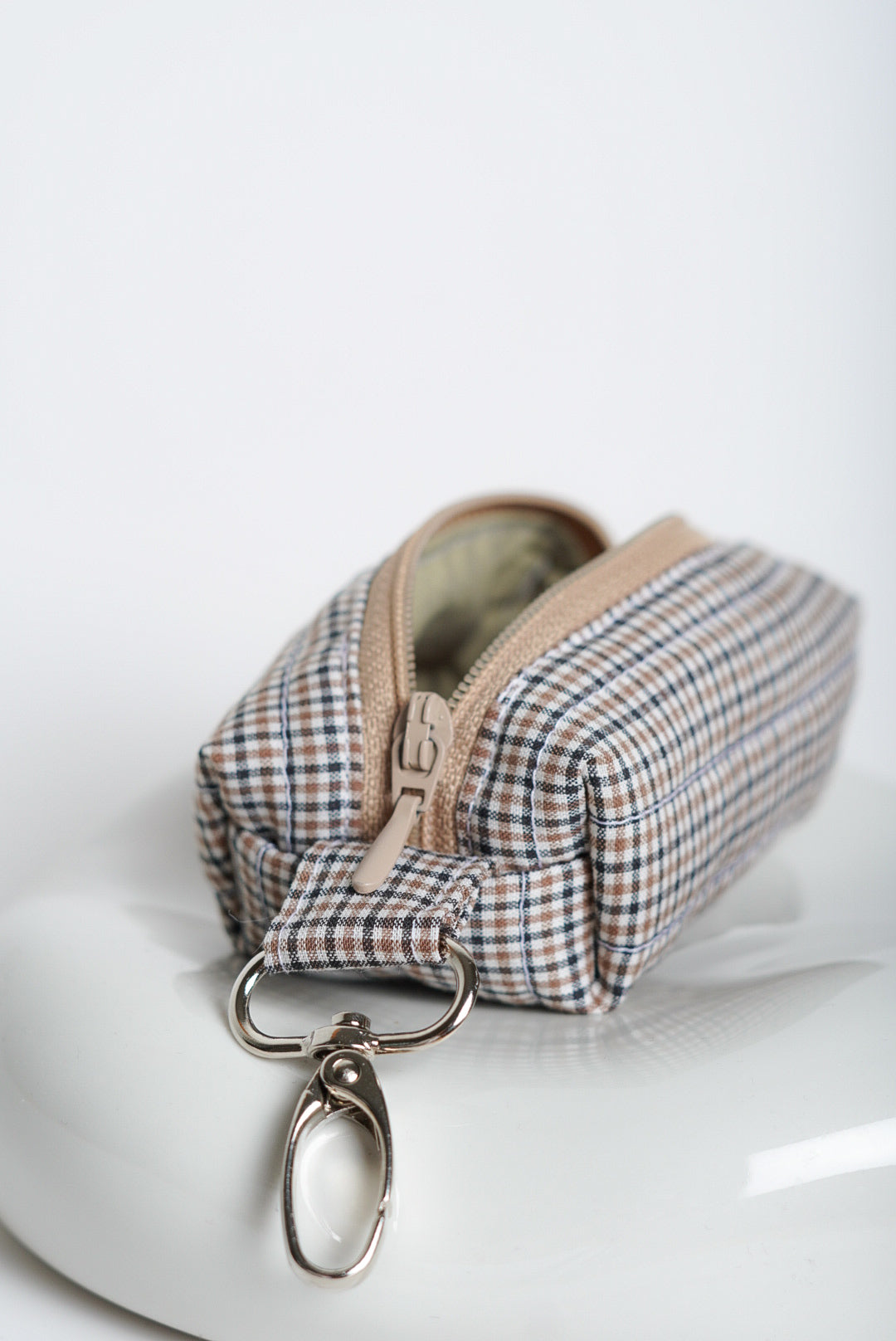 Mini toilet bag