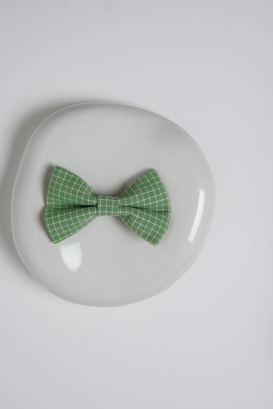 Green checkered bow tie