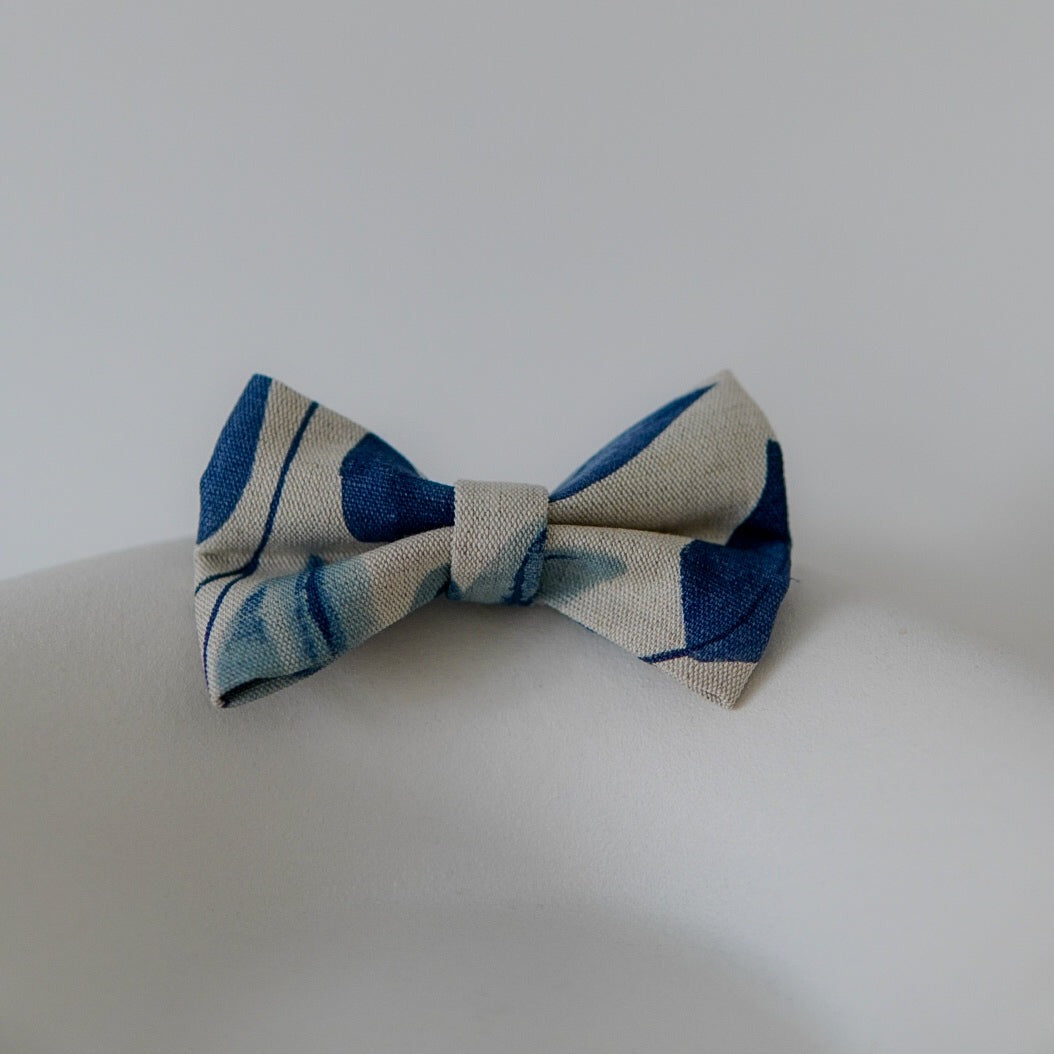 Bow Blue Linen