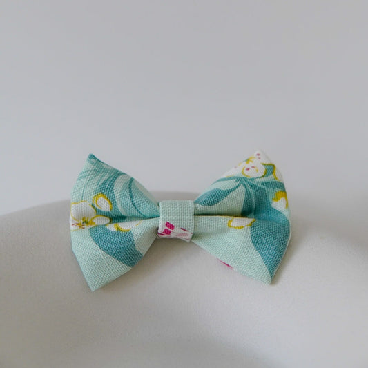 Bow Turquoise Linen