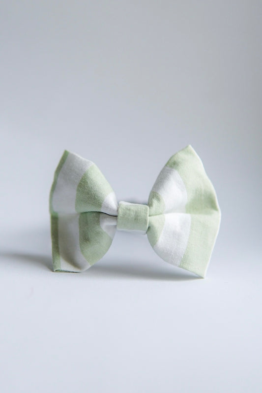 Bow Green Candy